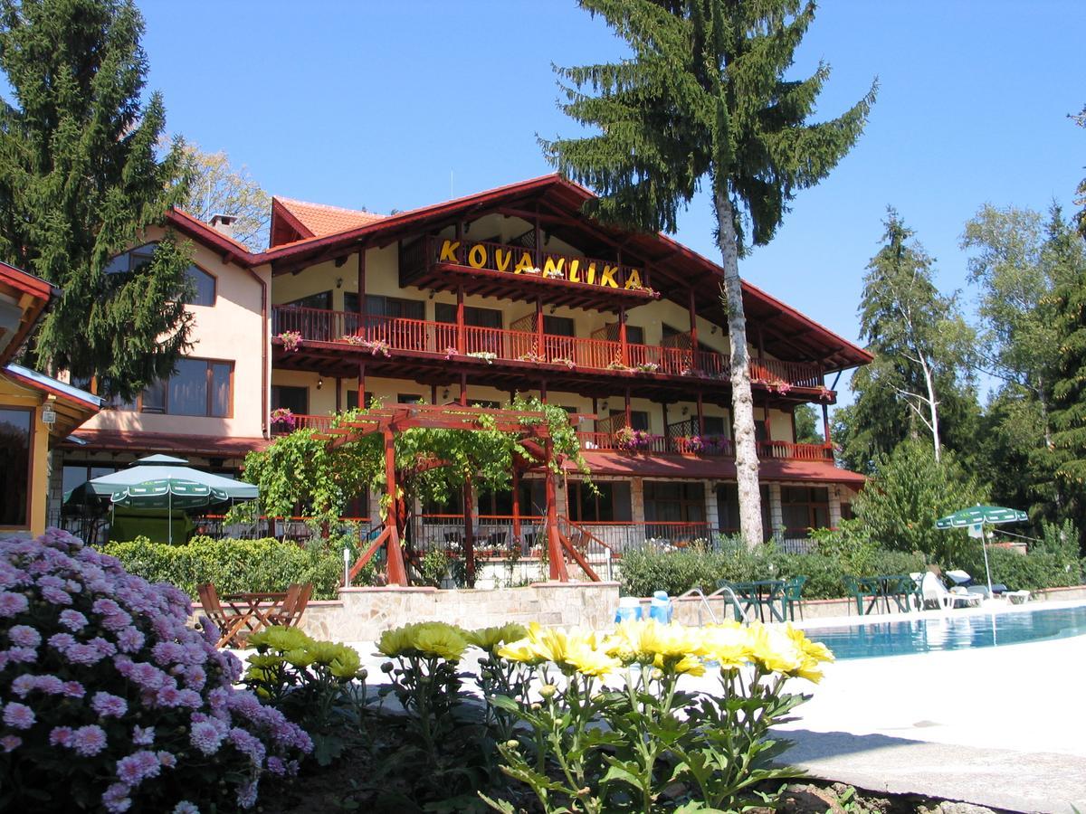 Kovanlika Hotel Ράζγκραντ Εξωτερικό φωτογραφία