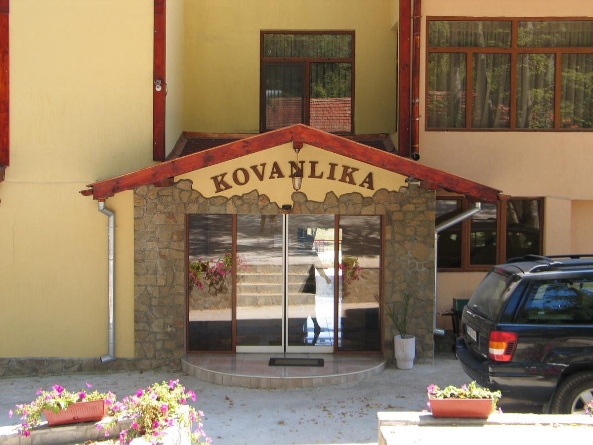 Kovanlika Hotel Ράζγκραντ Εξωτερικό φωτογραφία